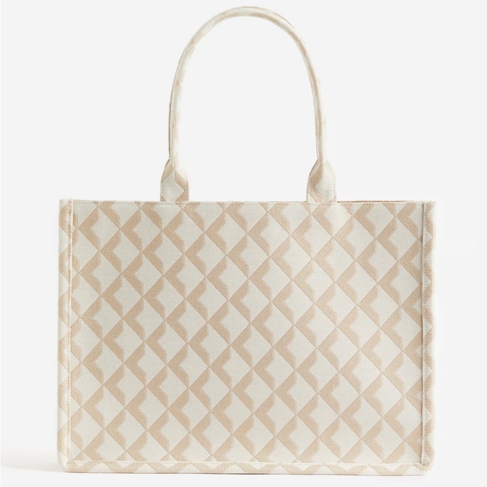 NEW H&M Jaquard Weave Shopper Tote Bag
HOST PICK